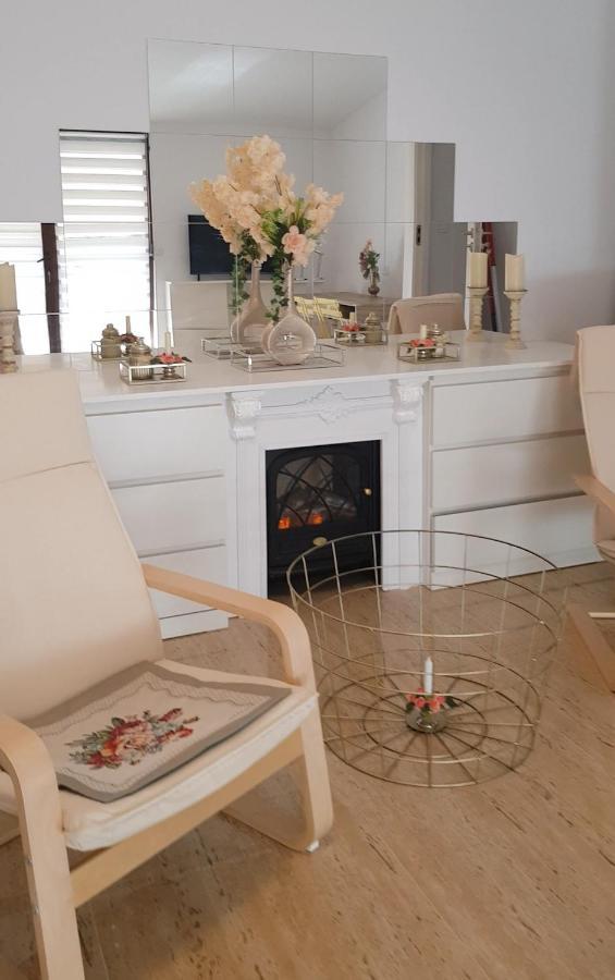 Duplex Marquis Apartman Brassó Kültér fotó